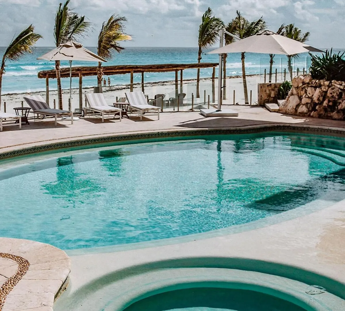 Villa Casa Del Sol In Cancun Beach